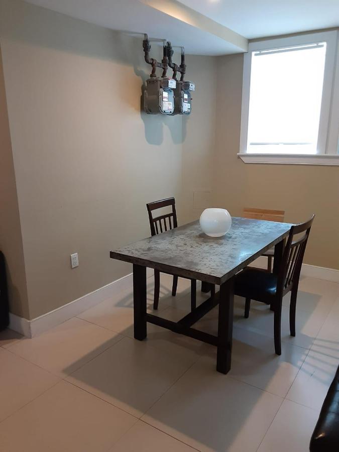 ניו יורק Comfortable And Neat 2 Bdr Apartment In Brooklyn מראה חיצוני תמונה